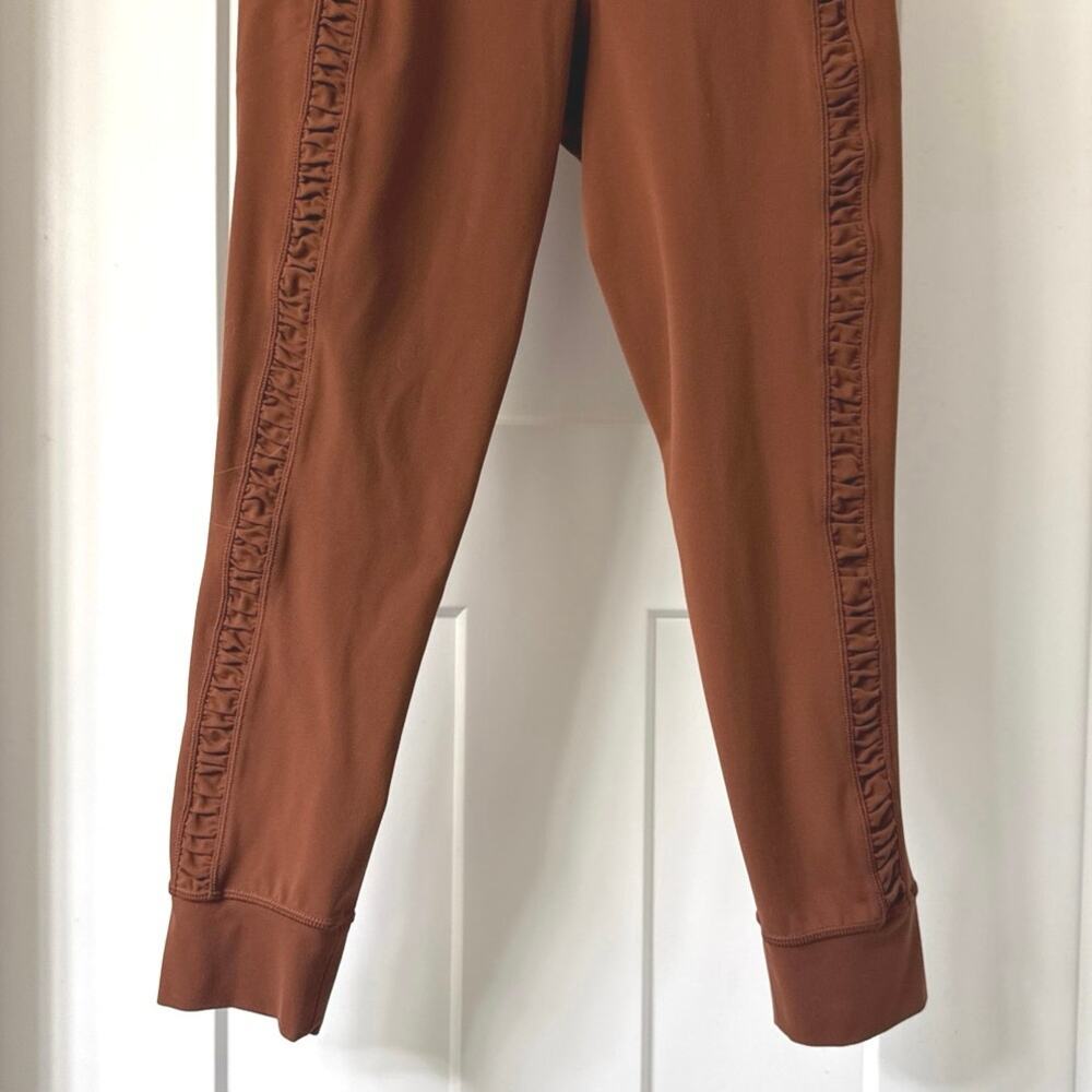 Athleta Salutation Stash II Ruch Craft 7/8 Tight Size S in Ancient Mahogany *EUC - Picture 9 of 13